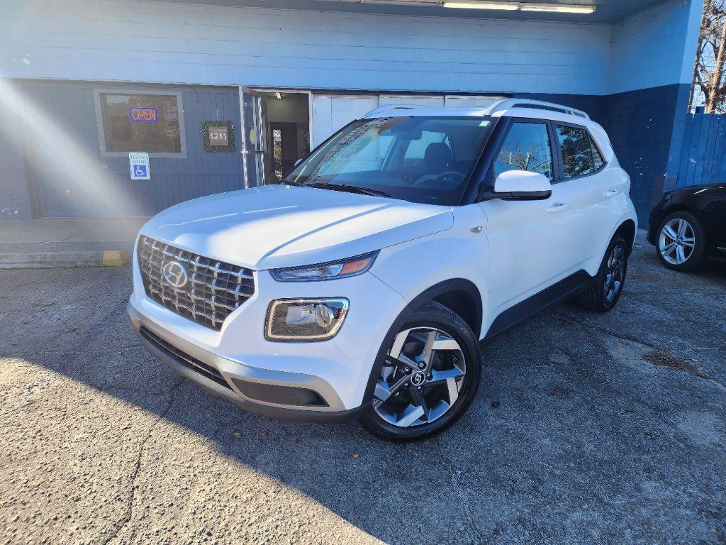 2023 Hyundai Venue SEL