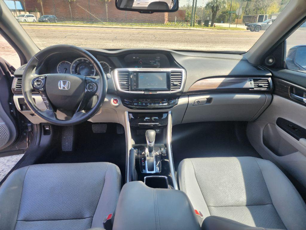 2017 Honda Accord EX-L V-6 - Photo 12