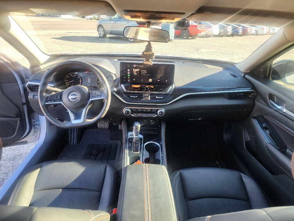 2023 Nissan Altima SR - Photo 12